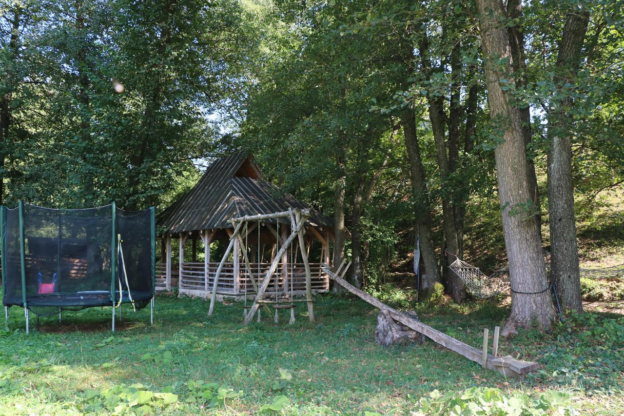 Отель Eco Camp Dzogaska Vrela Плевля Экстерьер фото