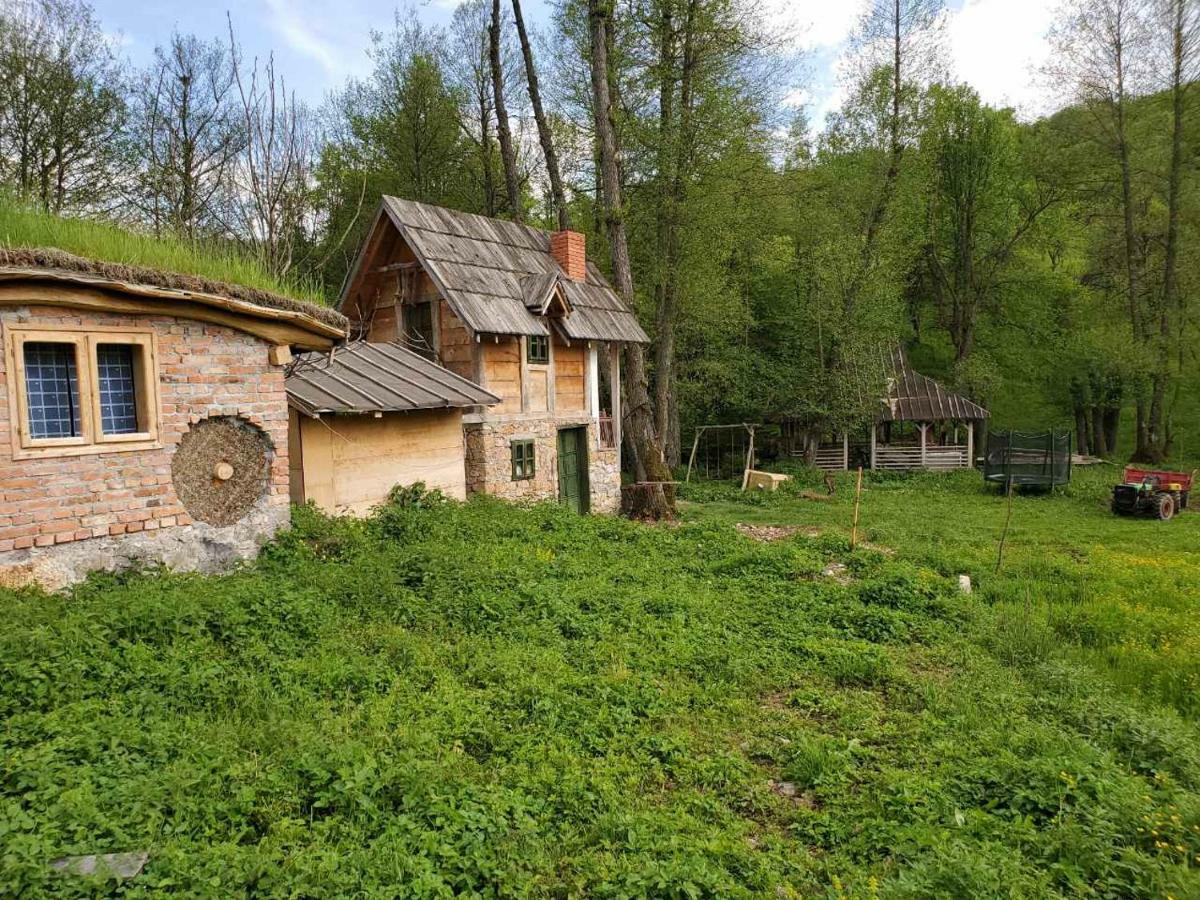 Отель Eco Camp Dzogaska Vrela Плевля Экстерьер фото