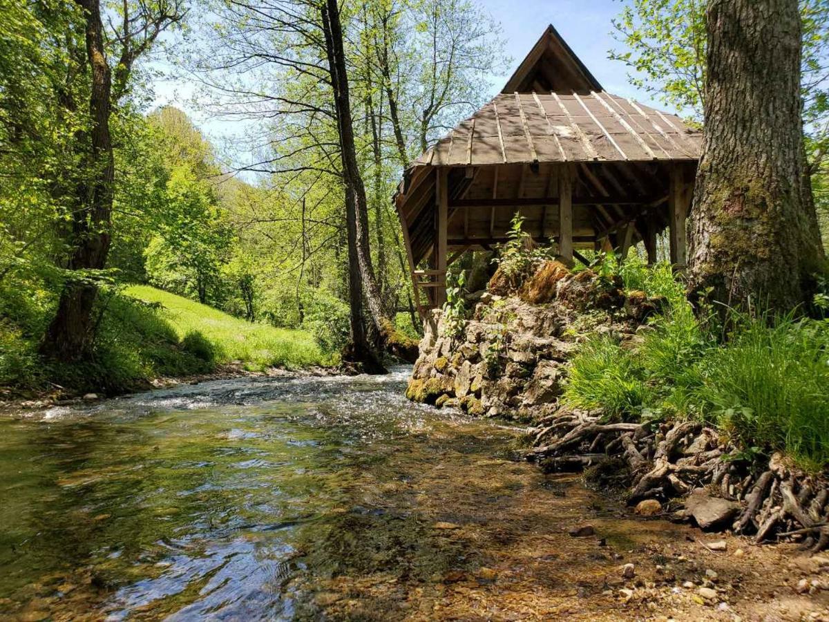 Отель Eco Camp Dzogaska Vrela Плевля Экстерьер фото