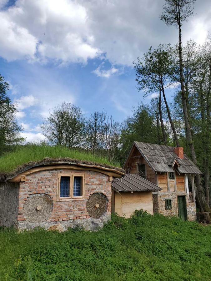 Отель Eco Camp Dzogaska Vrela Плевля Экстерьер фото